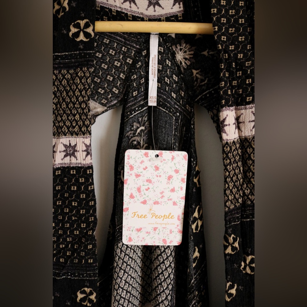 Free People Festival Twilight Star Duster Scarf Shawl Poncho Cape (Size XS/S) - Picture 3 of 6